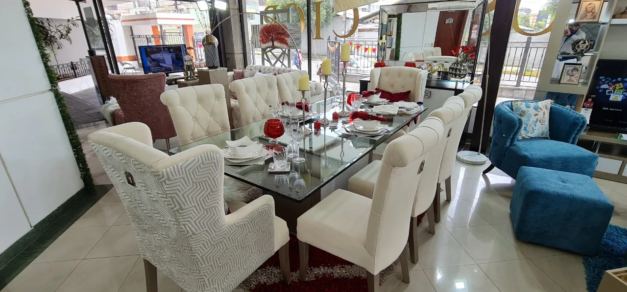 Comedor mesa con base espejada