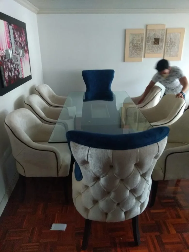 Comedor mesa vidrio base negra