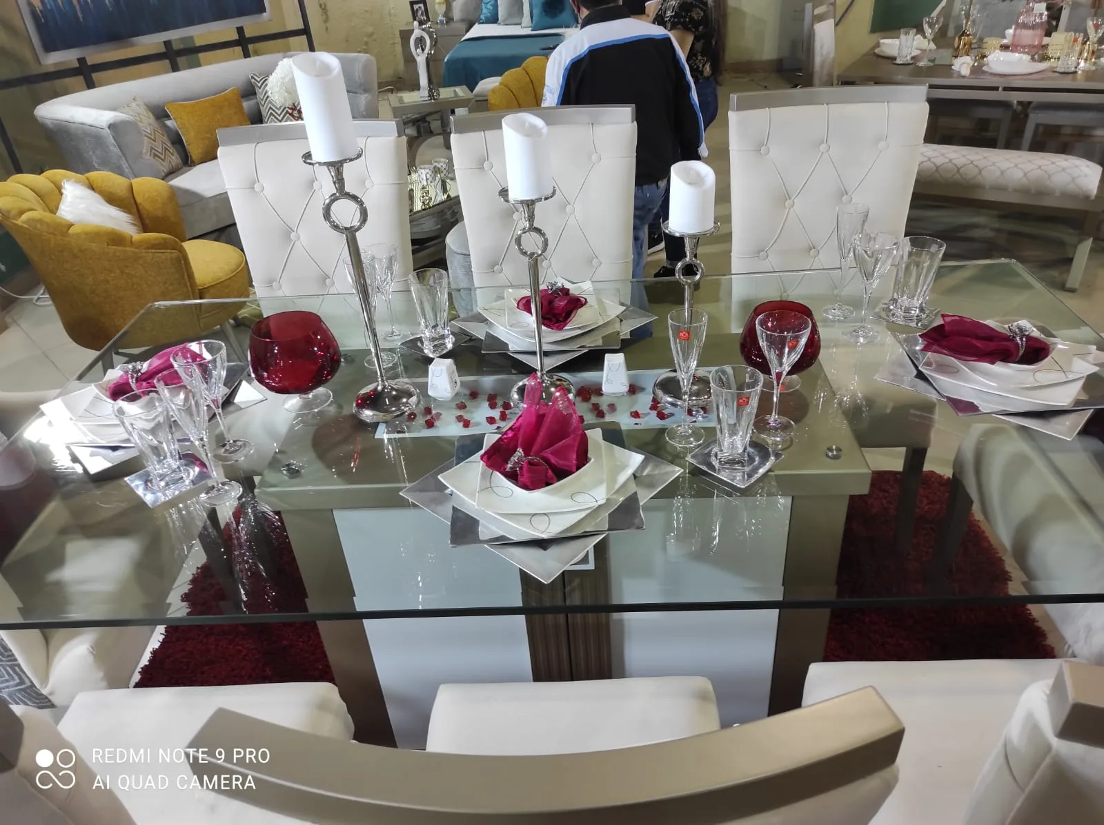 Comedor mesa vidrio con base gabinete