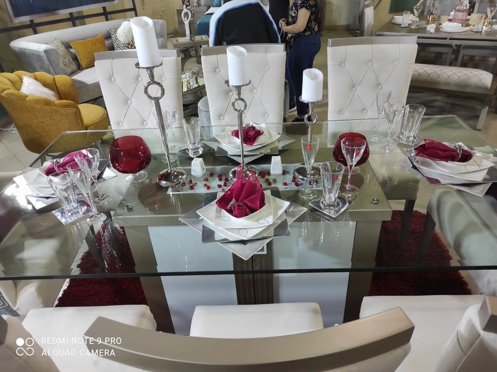 Comedor mesa vidrio con base gabinete