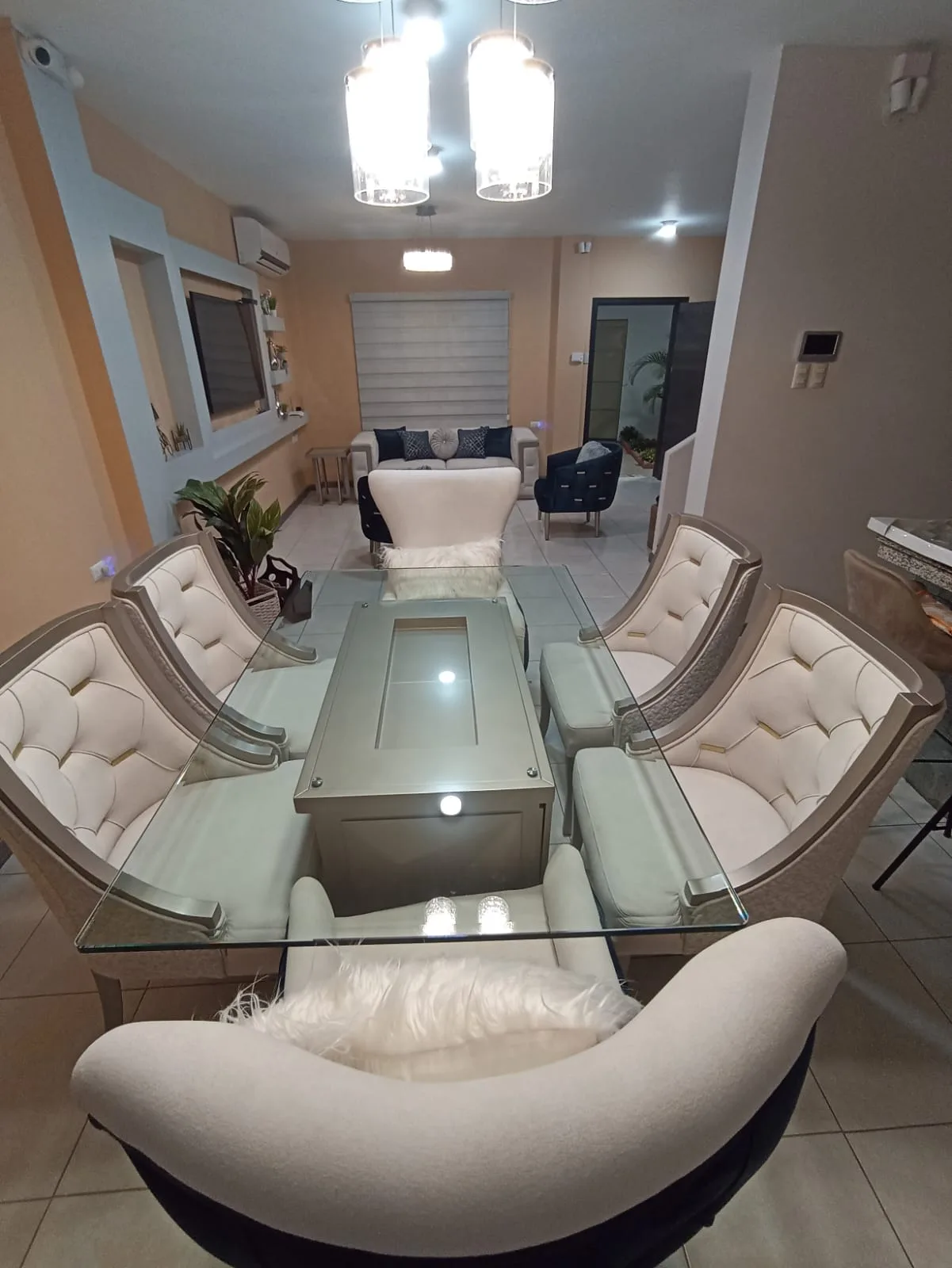 Comedor mesa vidrio con tablero luminoso