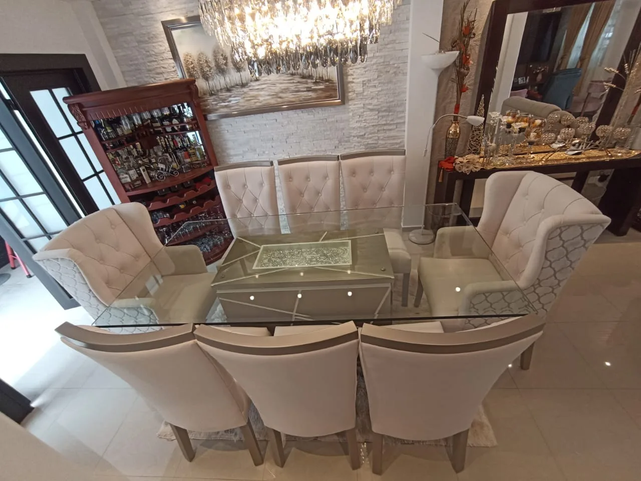Comedor mesa vidrio con tablero luminoso