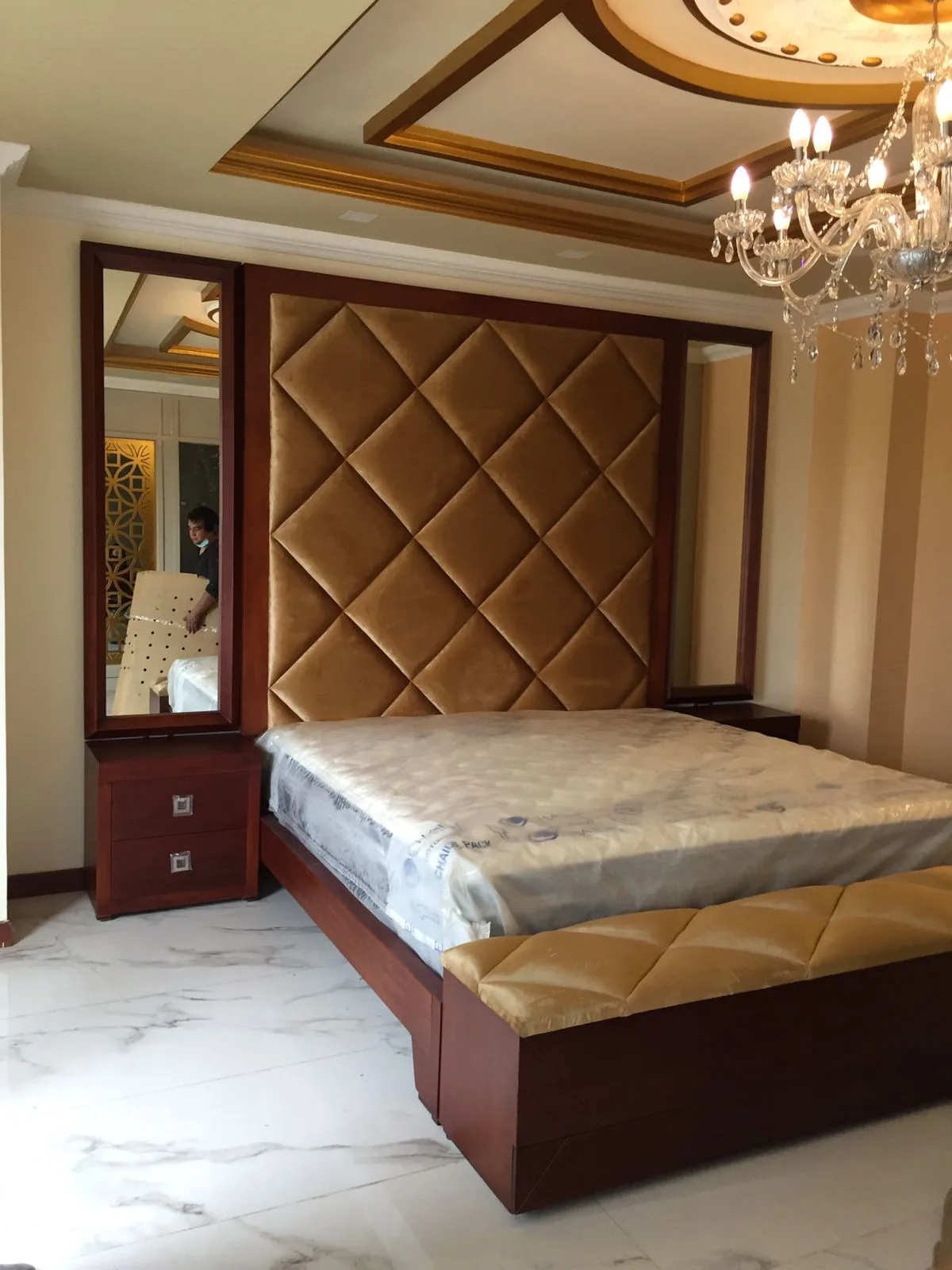 Cabecera de cama Capitoné de rombos en Taupe DORM-028