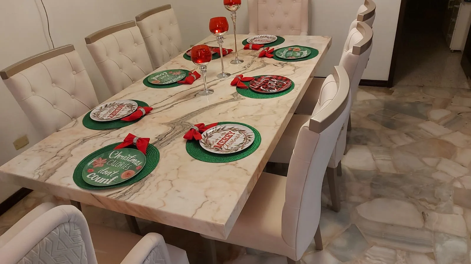 Juego de comedor 10 puestos, efecto mármol