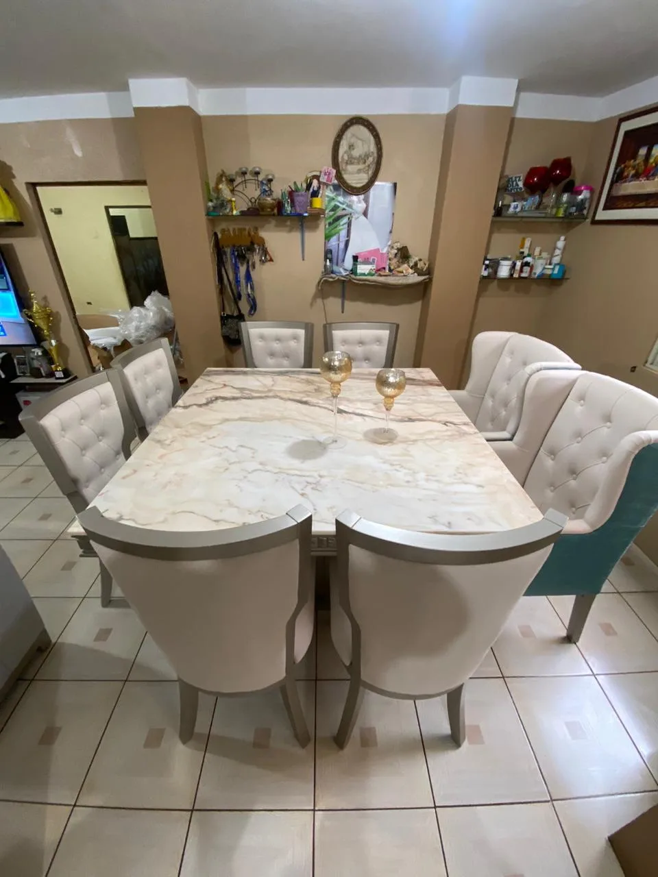 Juego de comedor 6 puestos, efecto mármol