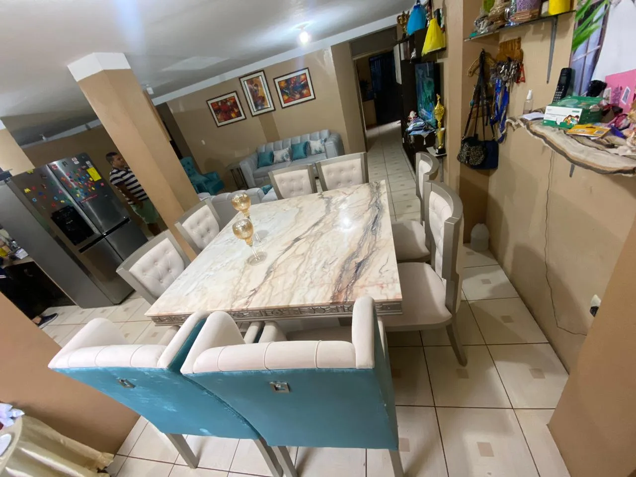 Juego de comedor 6 puestos, efecto mármol