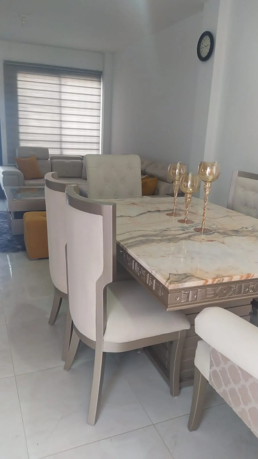 Juego de comedor 6 puestos, efecto mármol