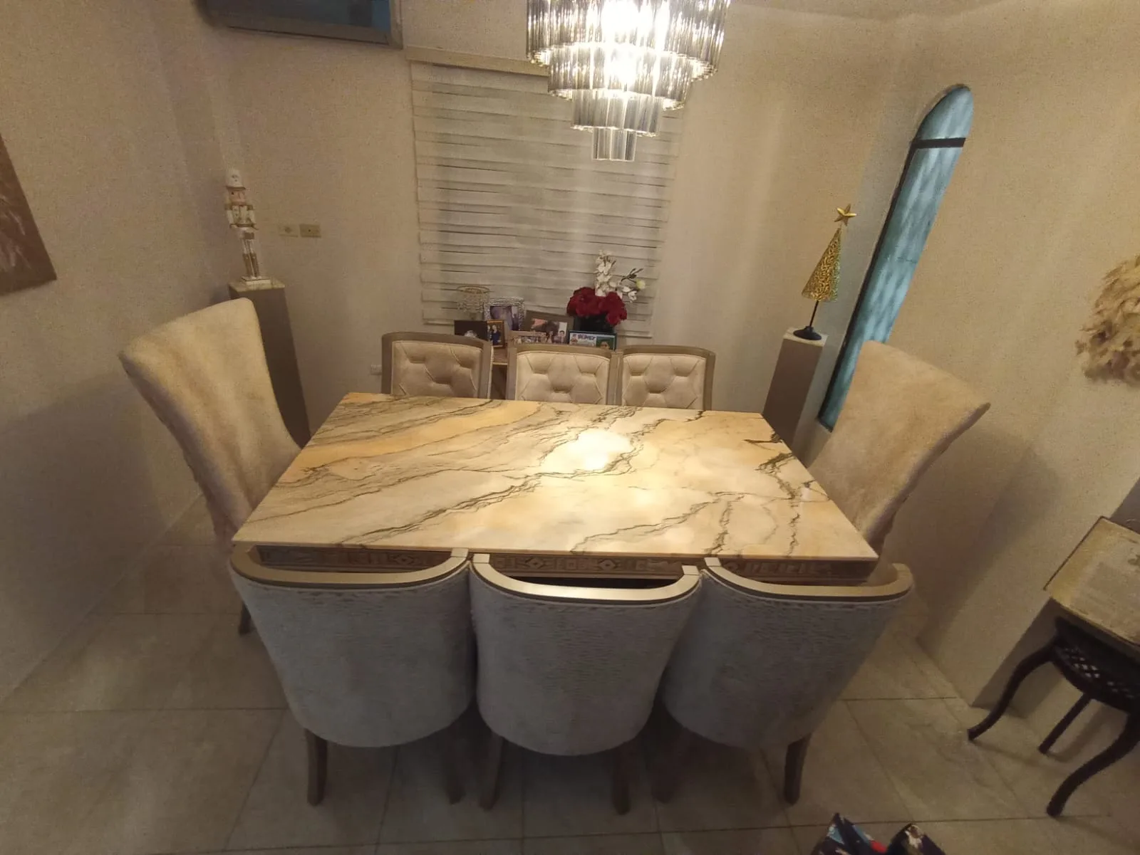Juego de comedor 8 puestos, efecto mármol