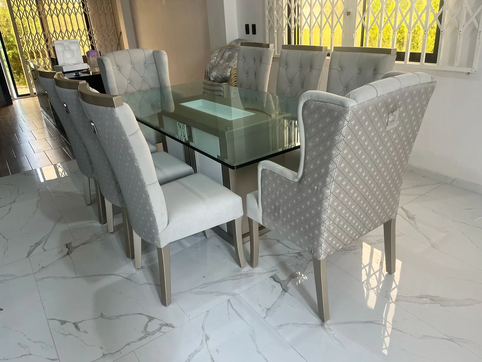 Juego de comedor 8 puestos, vidrio templado