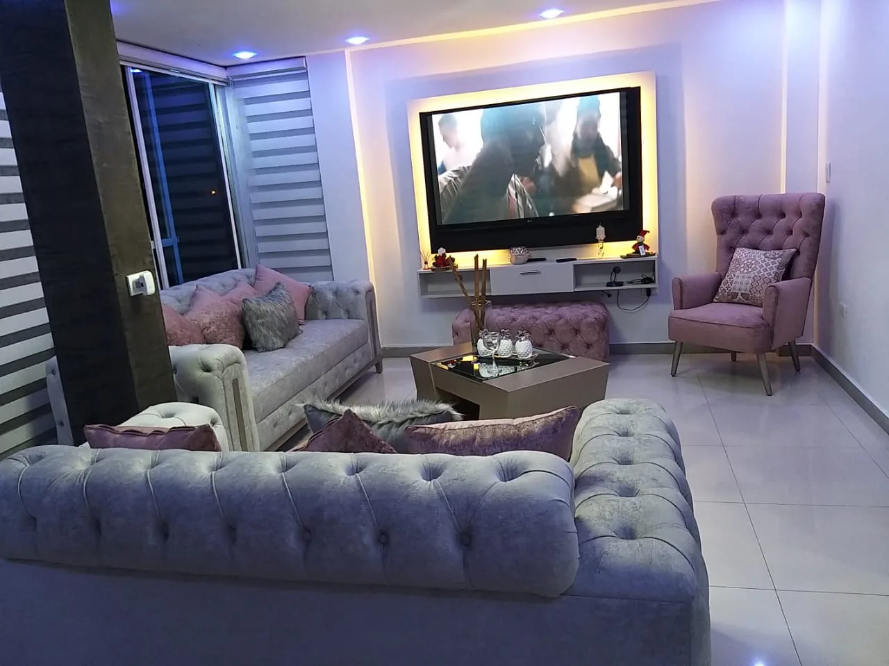 Sofa 3 puestos CAPRINI