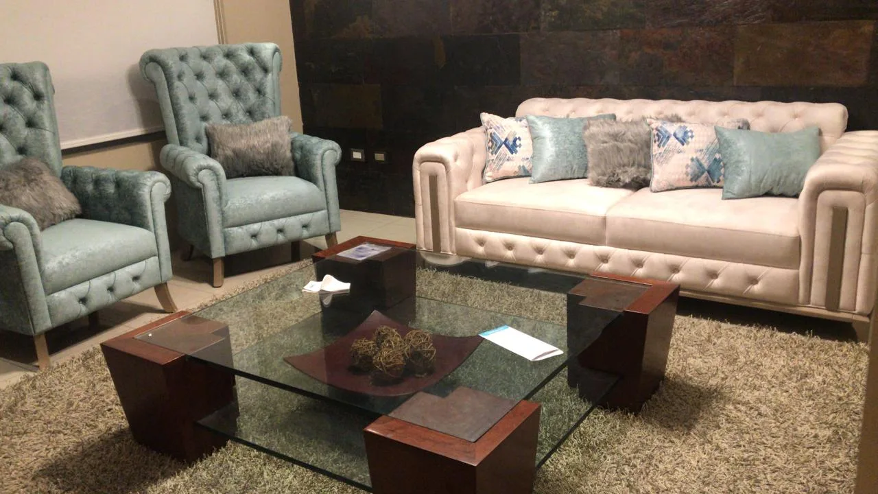 Sofa 3 puestos CAPRINI