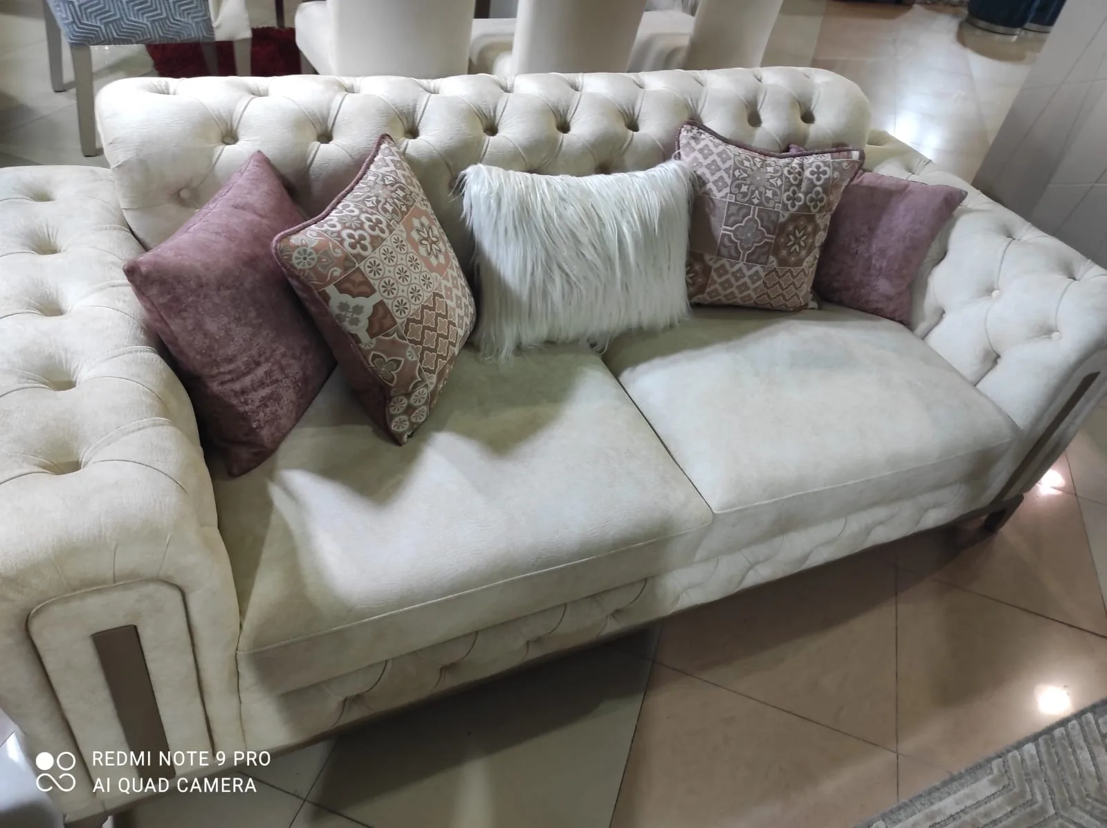 Sofa 3 puestos CAPRINI