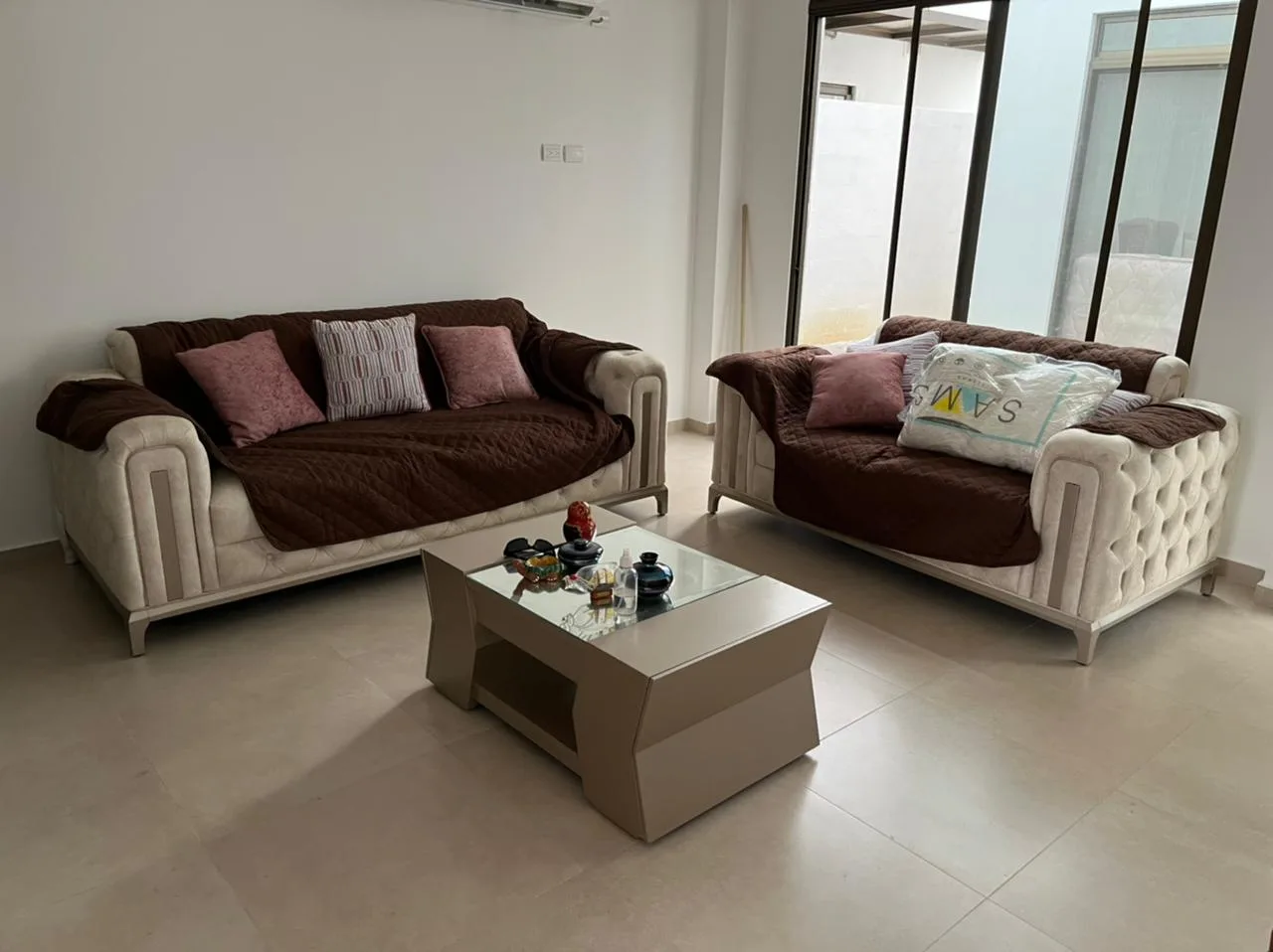 Sofa 3 puestos CAPRINI