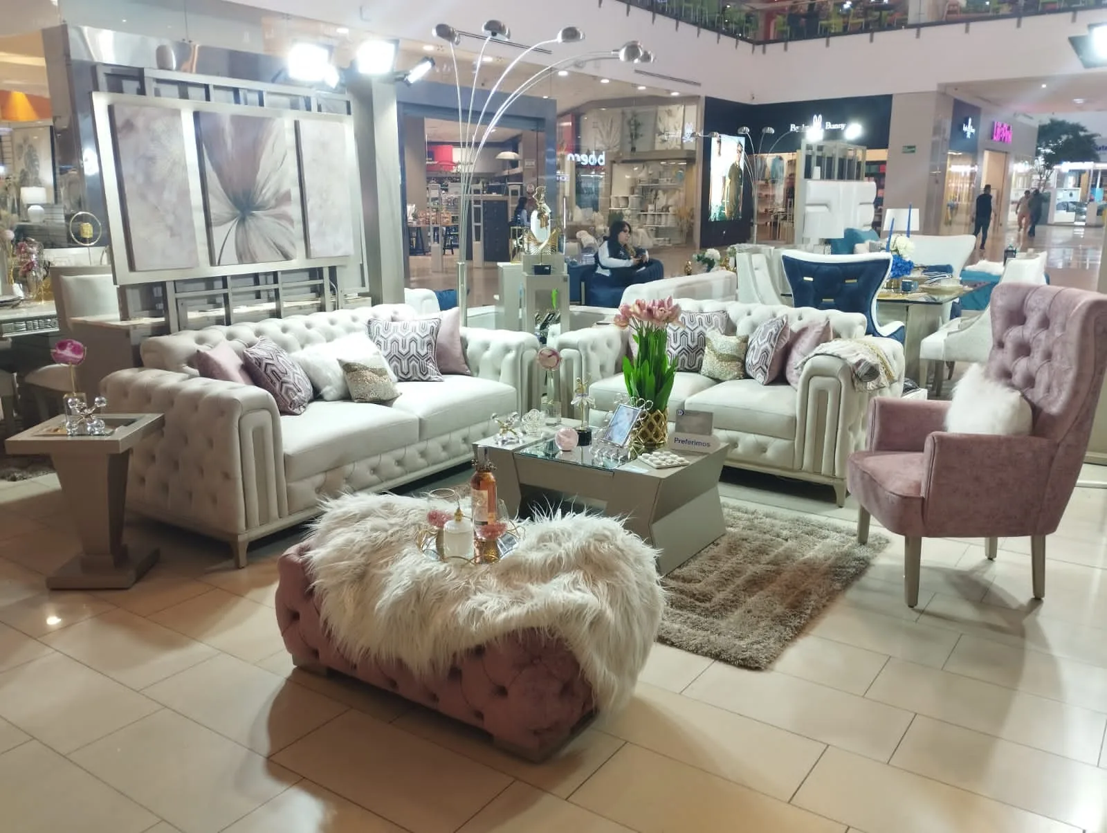 Sofa 3 puestos CAPRINI