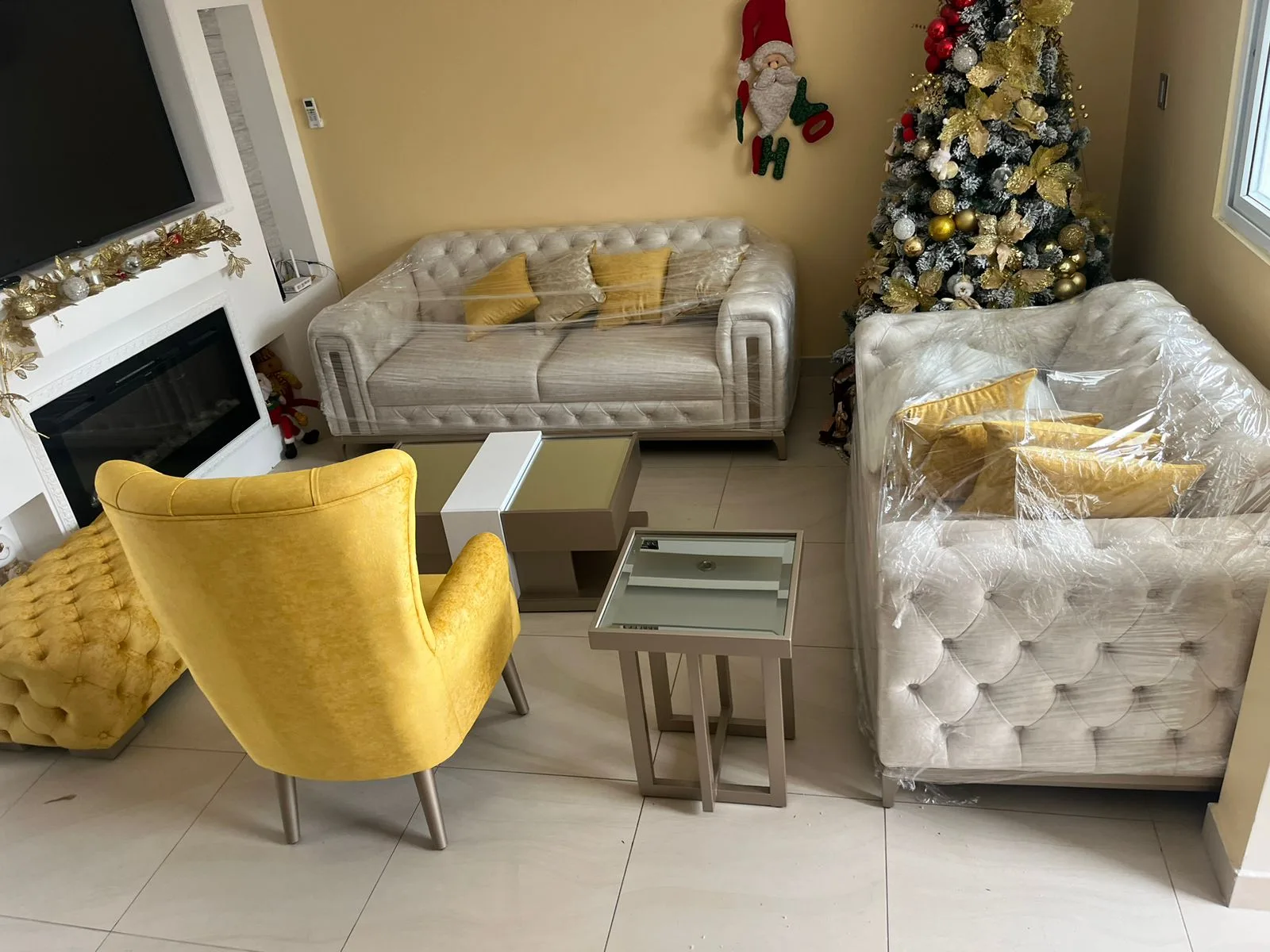 Sofa 3 puestos CAPRINI